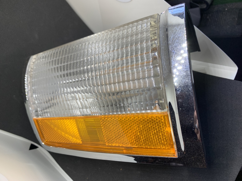 OEM Ford Parking Lamp Light # E0az-13200-b E0AZ13200B
